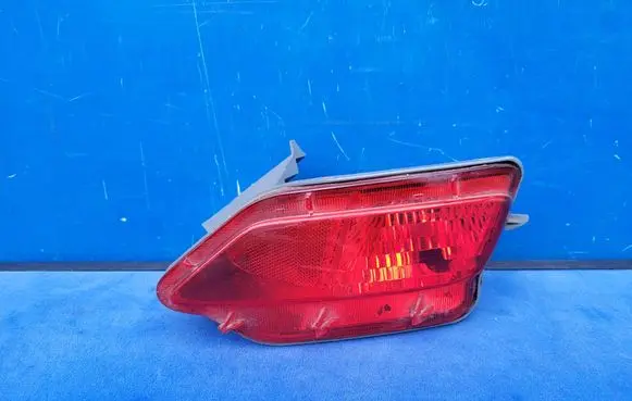 Toyota RAV 4 (XA40) Rear fog light 42-60