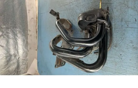 Daihatsu Cuore Intake manifold