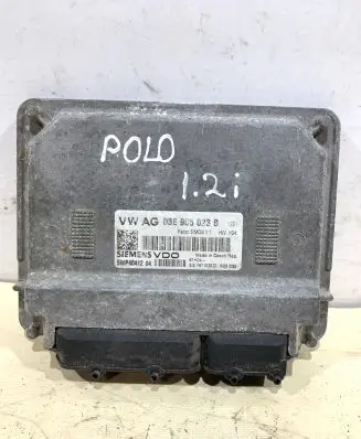 Volkswagen Polo IV 9N3 Engine control unit/module 03E906023B R4050085 5WP4041204