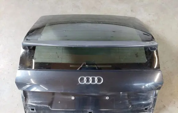 Audi A2 Tailgate/trunk/boot lid