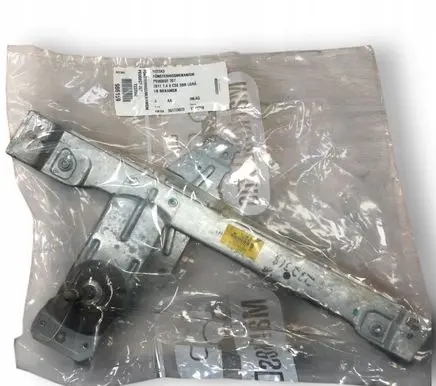 Peugeot 207 Rear door manual window regulator 9650768180