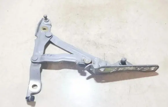 Mazda 3 I Tailgate/trunk/boot hinge