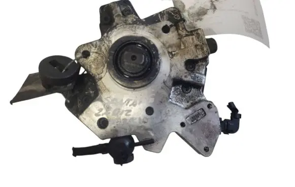 Hyundai Santa Fe Fuel injection high pressure pump 0445010121 3310027400