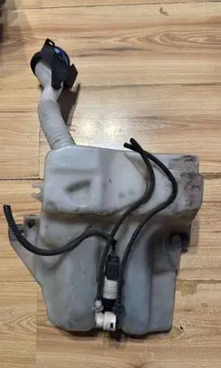 Ford C-MAX II Windshield washer fluid reservoir/tank av6117b613a