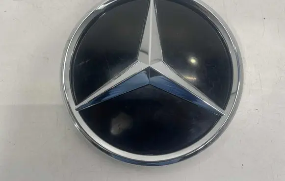 Mercedes-Benz C W206 Manufacturer badge logo/emblem A2068884900