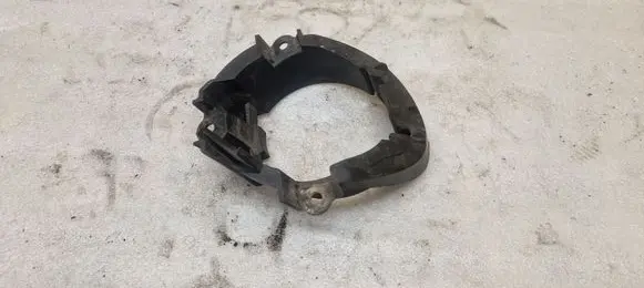 Toyota Avensis T270 Fog light bracket