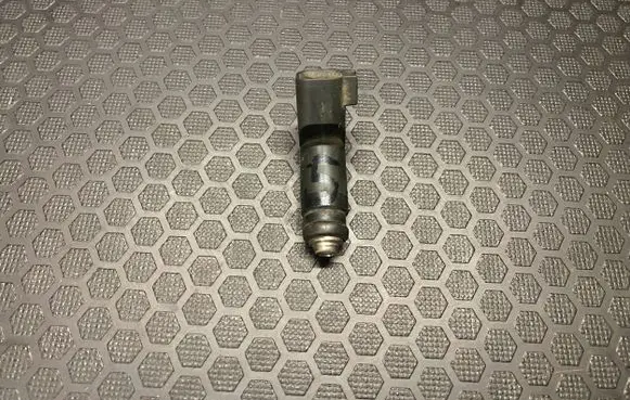 Chrysler 300M Fuel injector 04591308