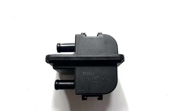 Nissan Rogue Active carbon filter fuel vapour canister 149531LA0A