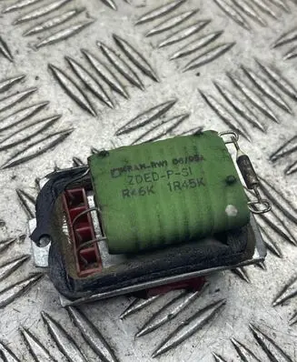 Volkswagen Transporter - Caravelle T4 Heater blower motor/fan resistor 701959263C