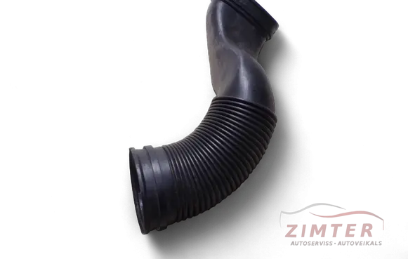 Audi 100 200 5000 C3 Engine coolant pipe/hose 443819337