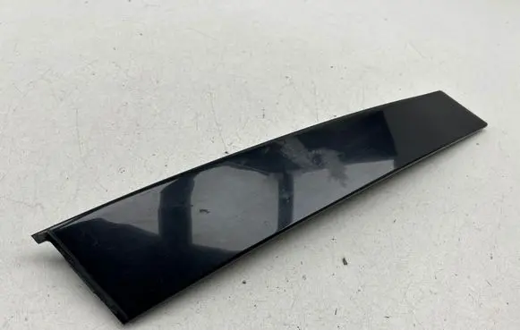 Citroen DS5 Windshield trim 