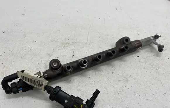 Opel Astra K Fuel main line pipe 55490702