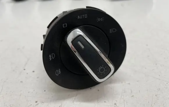 Skoda Superb B6 (3T) Light switch 3T0941431B