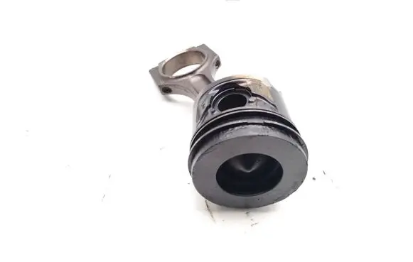 BMW 5 F10 F11 Piston with connecting rod N47D20C