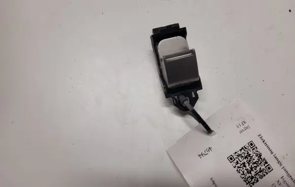 Jaguar XF Electric window control switch 8X2314717AB