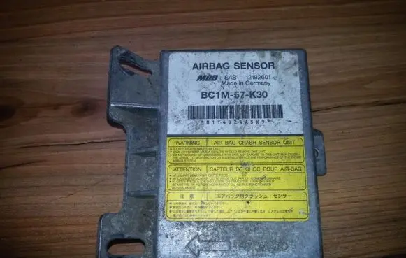 Mazda 323 Airbag control unit/module bc1m57k30 12192601