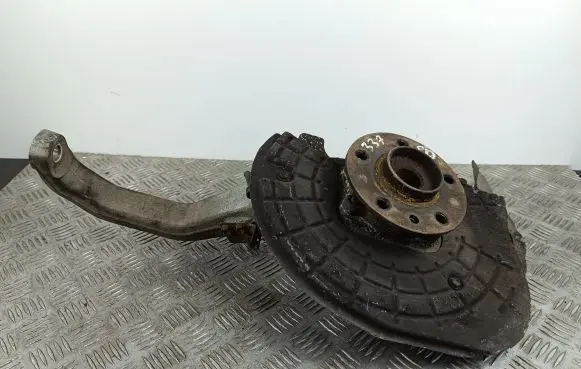 Maserati Quattroporte Front wheel hub