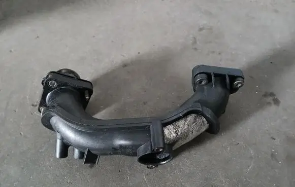 Ford Mondeo MK IV Turbo air intake inlet pipe/hose 967495168001