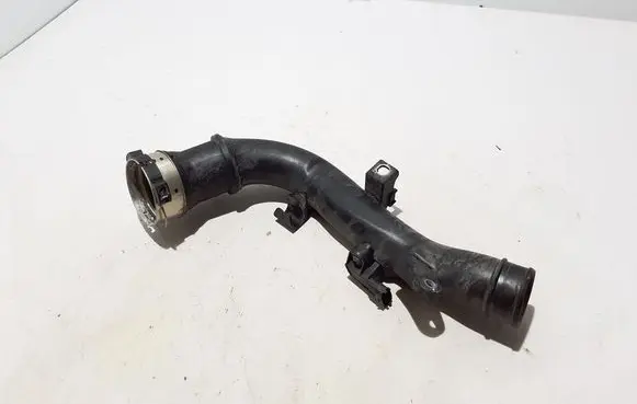 Volvo XC60 Intercooler hose/pipe 31370128