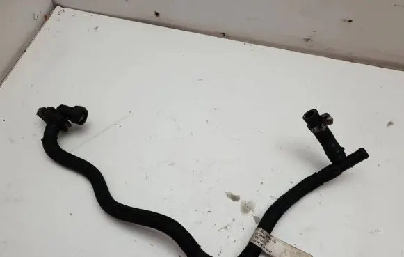 BMW 1 E82 E88 Fuel line pipe 7800667 11884410GE L21415G