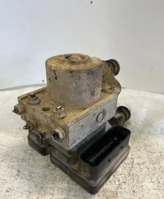 Volkswagen Caddy ABS Pump 2K0907379A 00009496E2 10097003173