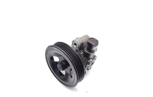 KIA Rio Power steering pump 