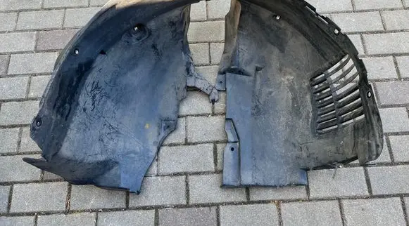 Citroen Berlingo Front wheel arch liner splash guards 9858960880