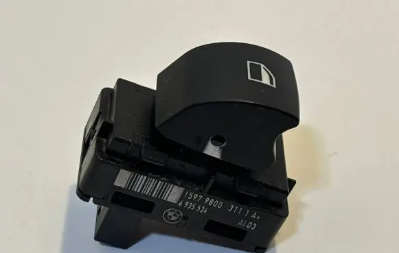 BMW 1 E82 E88 Electric window control switch 6935534 15979800