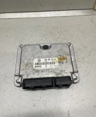 Volkswagen PASSAT B5 Engine control unit/module 038906018GA 28SA4066 0281010170
