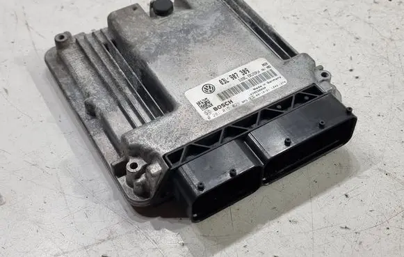 Volkswagen PASSAT B6 Engine control unit/module 03L907309