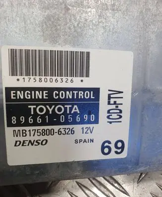 Toyota Avensis T250 Engine control unit/module 8966105691 MB1758006326 1758006326
