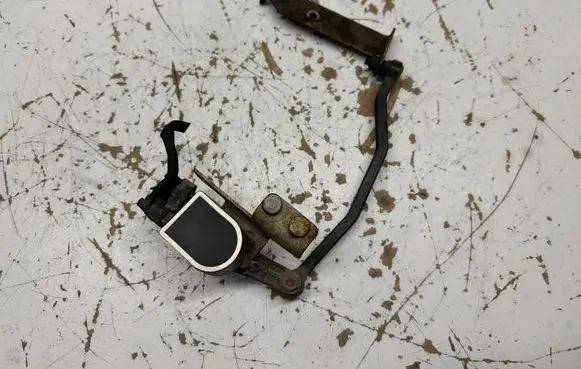 Volvo V60 Headlight/headlamp level sensor 31429141