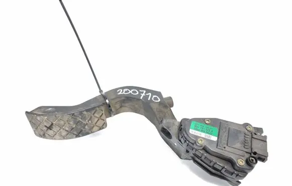 Audi A4 S4 B5 8D Accelerator throttle pedal 8D1721523A
