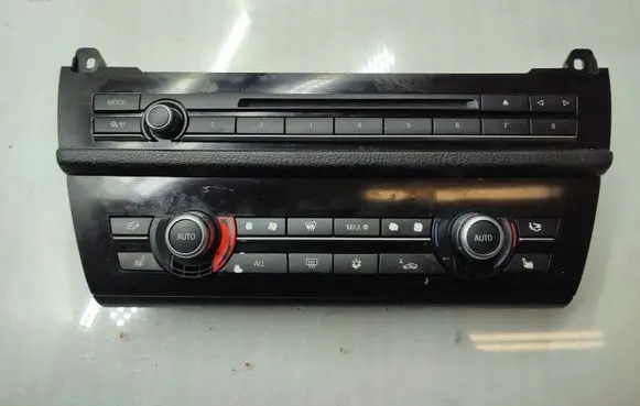 BMW 5 F10 F11 Climate control unit 9241238