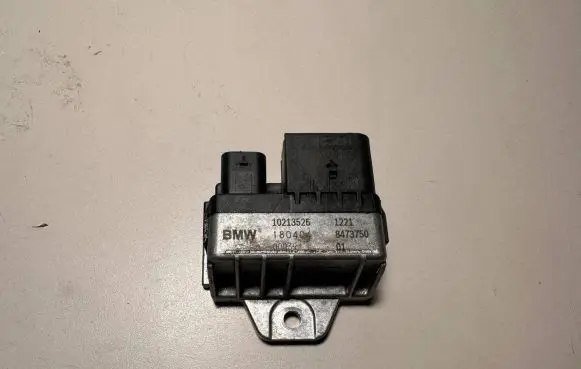 BMW X1 F48 F49 Glow plug pre-heat relay 8473750 10213526 180404