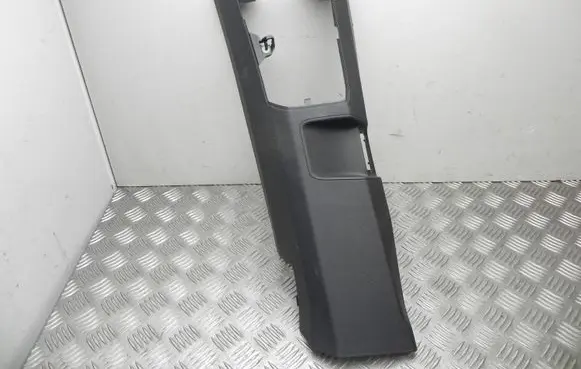 BMW i3 (B) pillar trim (top) 7287935 T9427