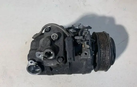 BMW X5 F15 Air conditioning (A/C) compressor (pump) 7SBU17A