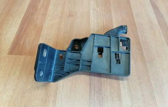 Other engine bay part