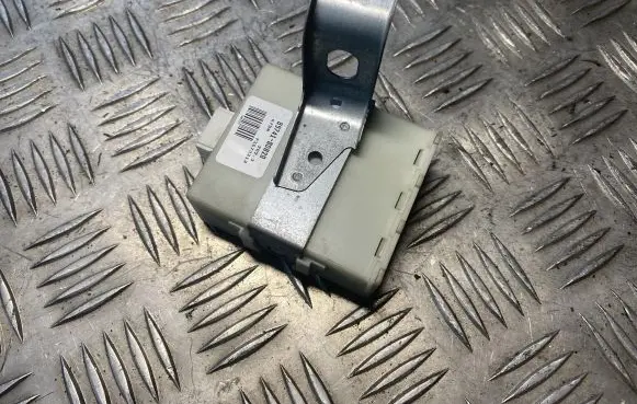 Toyota Yaris Door control unit/module 897410D020 73673212 670N