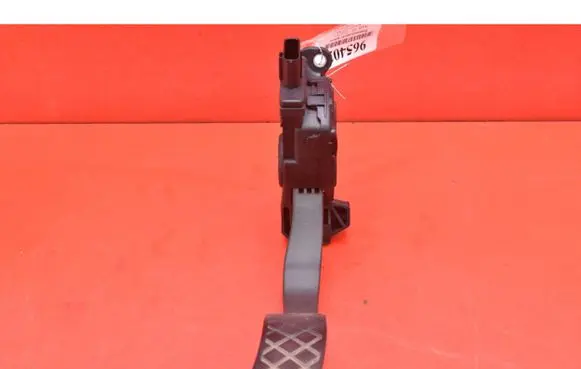 Audi A6 S6 C7 4G Accelerator throttle pedal 8K1723523A