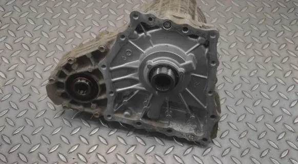 Infiniti FX Gearbox transfer box case 02312 2581113