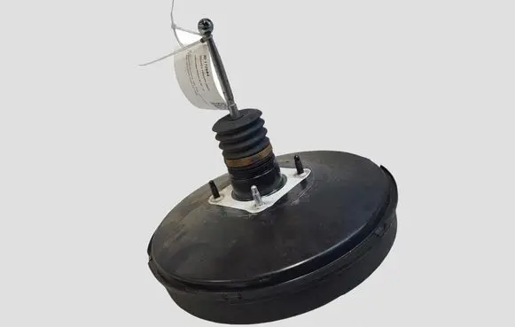 Volkswagen PASSAT B6 Brake booster 3C1614105AH