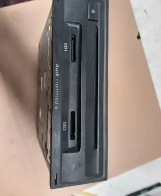 CD/DVD changer