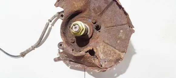 KIA Carens I Stub axle 