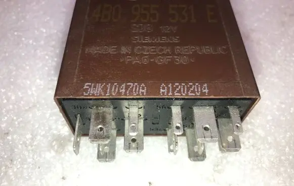 Audi A6 S6 C5 4B Other relay 4B0955531E A120204 5WK10470A