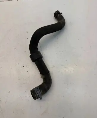 Engine coolant pipe/hose