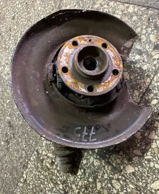Volvo XC90 Rear wheel hub