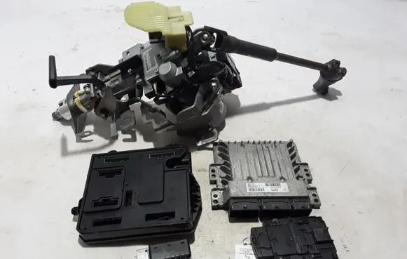 Engine ECU kit and lock set
