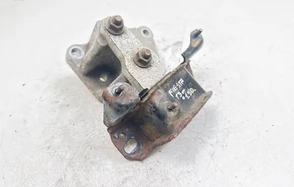 Ford Fiesta Engine mount bracket 8V517M125AC