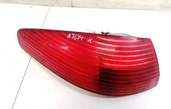 Peugeot 607 Rear/tail lights